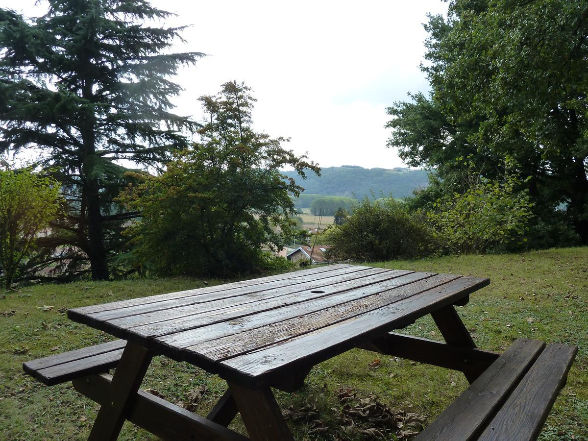 Kergio Panzió Saint-Uze Kültér fotó